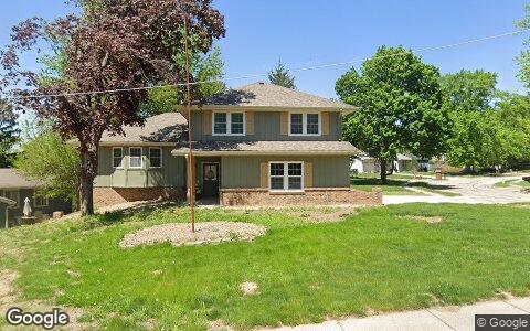 Street view of 702 SHERMAN DR