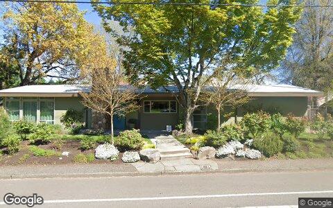 Street view of 3331 SE STEELE ST