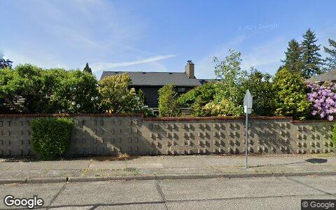 Street view of 5001 NE PARK PL